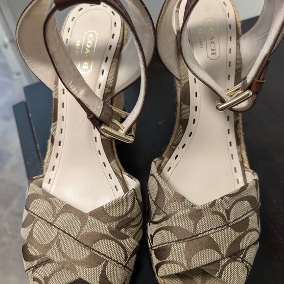 COPY - Coach wedges - Picture 2 of 3